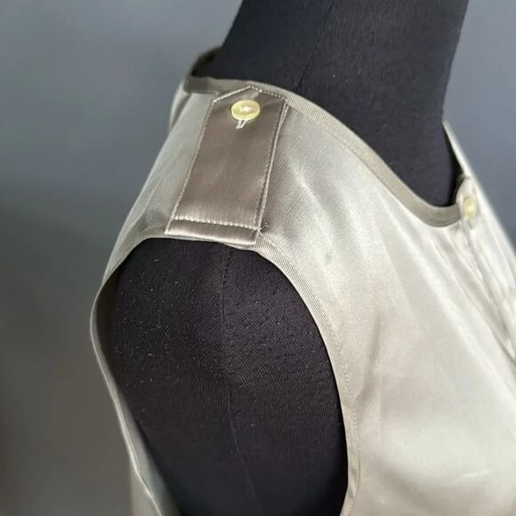 Ann Taylor silk bottom shimmery olive sleeveless hidden button front top. Size 8 - Picture 4 of 8